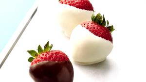 1 Serving Chocolate Covered Strawberry