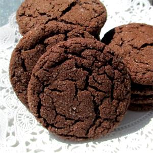 1 Serving Chocolate Snaps Cookies