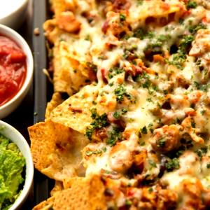 1 serving Classic Nachos with Fajita Chicken (No Guacamole)