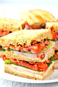 1 Serving Club Turkey, Ham, Bacon Pita