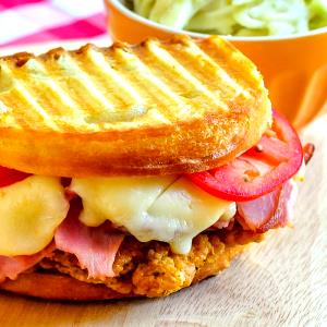 1 Serving Club W/ Crispy Chicken