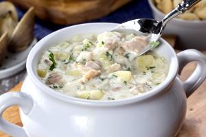 1 Serving Coastal Soup And Salad (Bread Wedges Only, Not Bowl) With New England Clam Chowder For Lunch
