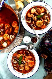 1 Serving Coastal Soup And Salad Bread Wedges Only, Not Bowl With Seafood Gumbo*