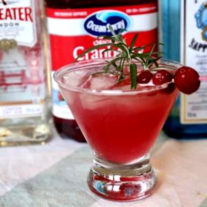 1 Serving Country Style Cranberry Cocktail
