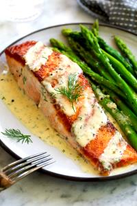1 serving Creamy Roasted Garlic Fish & Shrimp (Full Portion)