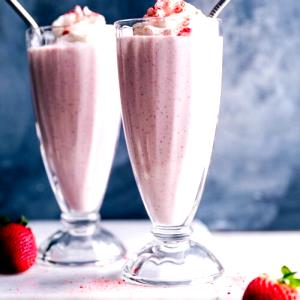1 Serving Double Thick Milkshake - Strawberry