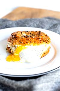 1 Serving Everything Bagel