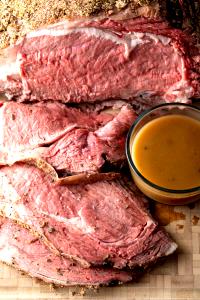 1 serving Eye of Prime Rib with Au Jus (12 oz)