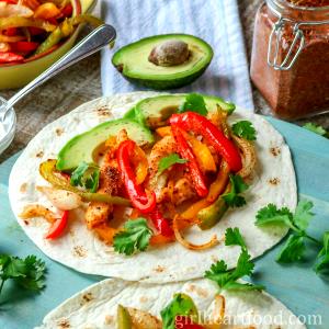 1 Serving Fajitas Breaded Fish W/Flour Tortillas