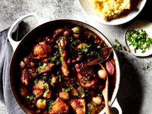 1 Serving Featured Chicken - Sundried Tomato, Coq Au Vin