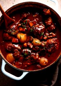 1 Serving Filet Mignon, 9 Oz, Coq Au Vin