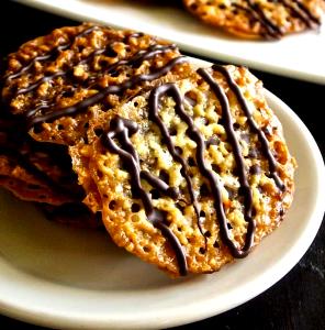 1 Serving Florentine Cookie