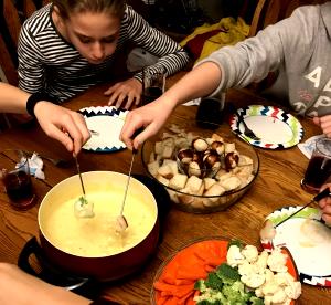 1 Serving Fondue Feast, Mojo