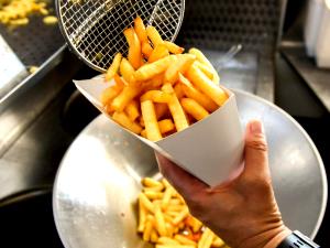 1 serving French Fries (Large)