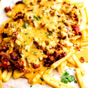 1 Serving French Fries W/Chili & Cheese - Regular