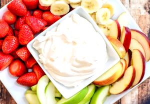 1 Serving Fruit & Yogurt Dippers