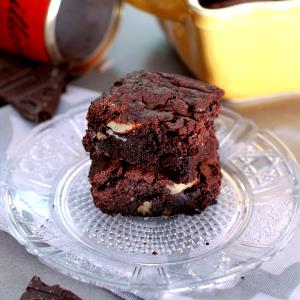 1 Serving Fudge Brownie