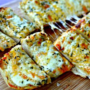 1 Serving Garlic Bread W/Provolone (2)