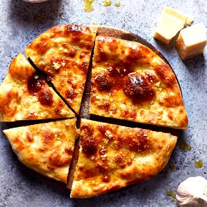 1 Serving Garlic İn 1 Topping Large Pizza
