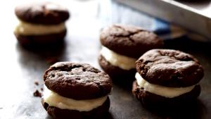 1 Serving Gluten Free Chocolate Sandwiches Cookies