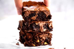 1 Serving Gluten Free Dark Chocolate Brownies, Prepared