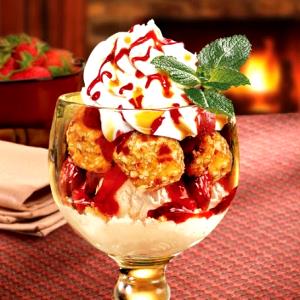 1 serving Golden Nugget Fried Cheesecake