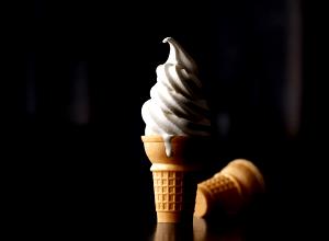 1 Serving Golden Vanilla Soft Serve - Large