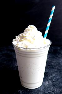 1 Serving Grande - Vanilla Creme - Whip - Whole Milk