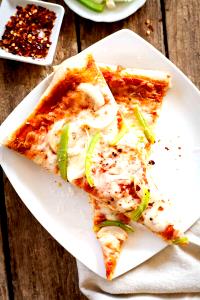 1 Serving Green Peppers İn 1 Topping Large Pizza