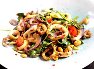 1 Serving Grilled Calamari Salad