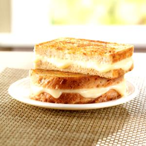 1 Serving Grilled Cheese On White