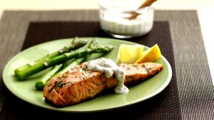1 Serving Grilled Salmon With Fresh Dill Sauce