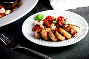 1 Serving Grilled Shrimp Caprese, Lunch Portion