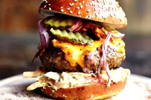 1 Serving Ground Beef Burgers Gourmet Style