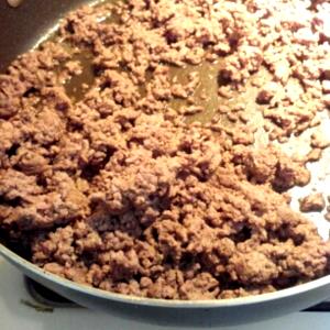1 Serving Ground Beef, Pan-Broiled, 70% Lean