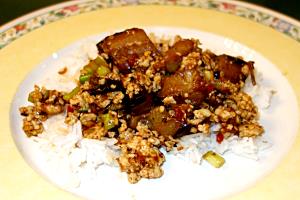 1 Serving Ground Chicken And Egg Plant