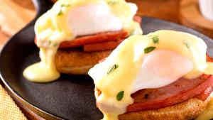1 Serving Ham & Cheese Benedict