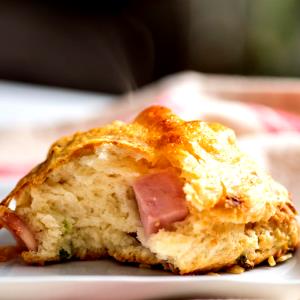 1 Serving Ham & Cheese Scone