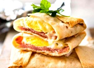 1 Serving Ham, Egg, & Cheese Wrap