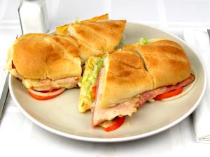 1 Serving Hook & Ladder Medium Sub