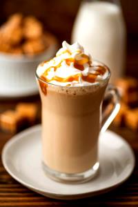 1 Serving Hot Latte, Caramel/Chocolate Regular