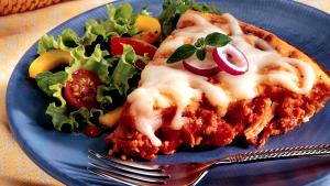 1 serving Impossibly Easy Italian Chicken Pie