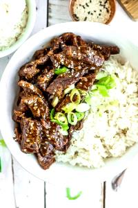 1 serving Japanese Beef Teriyaki Bowl with White Rice