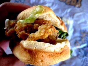 1 Serving KFC Snacker, Fish Without Sauce