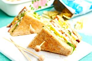 1 Serving Kidz Just Cheese Sammie