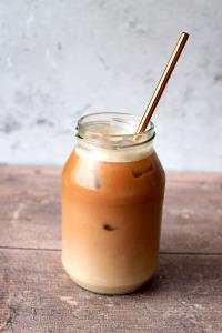 1 Serving Large Iced Chai Latte 20Oz. - Fat Free