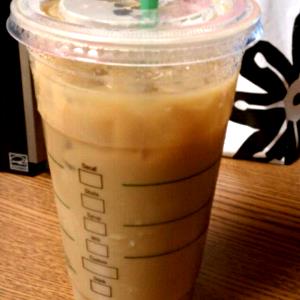 1 Serving Large Vanilla Latte 20Oz. - Reduced Fat
