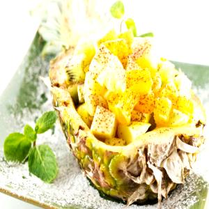 1 Serving (lettuce, 1 Slice Pineapple, Cream Cheese) Pineapple Salad with Cream Cheese