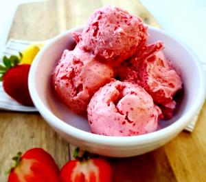 1 Serving Light Strawberry Ice Cream