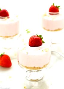 1 Serving Light Strawberry Cheese